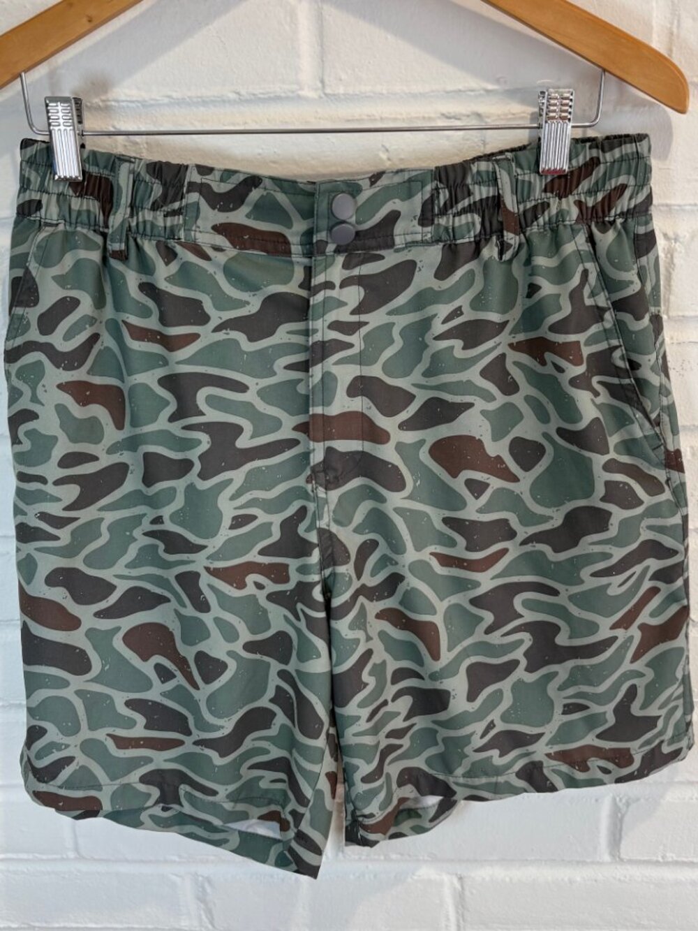 Burlebo Everyday Shorts Duck Camo Performance Outdoors 6” Men's Medium